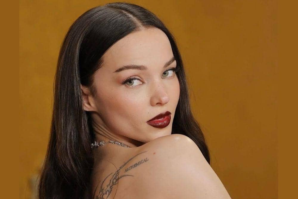 Profil Dove Cameron