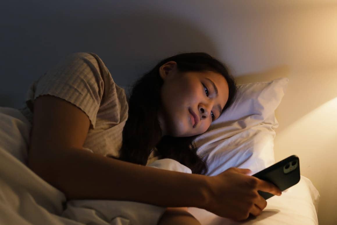 dampak screen time terhadap kesehatan mental