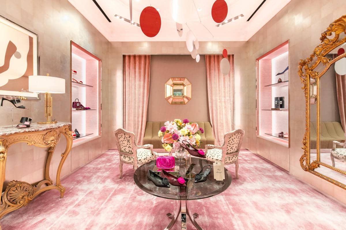 dok. ROGER VIVIER