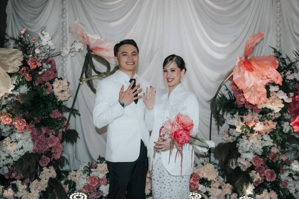 Akhirnya bisa berbagi kabar bahagia yang selama ini kami jalani berdua. Memulai lembaran baru hi (1).jpg