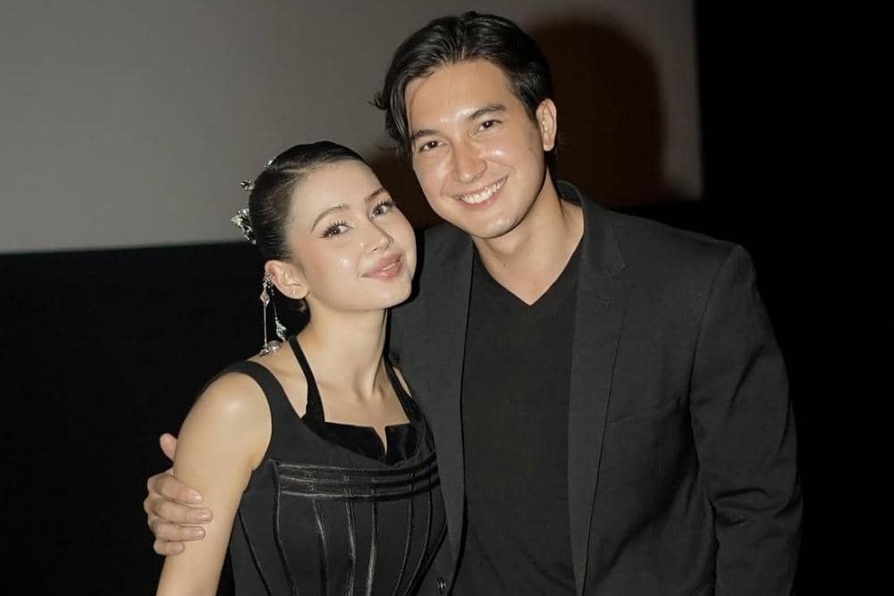 Kisah Cinta Sandrinna Michelle dan Junior Roberts, Umumkan Putus!