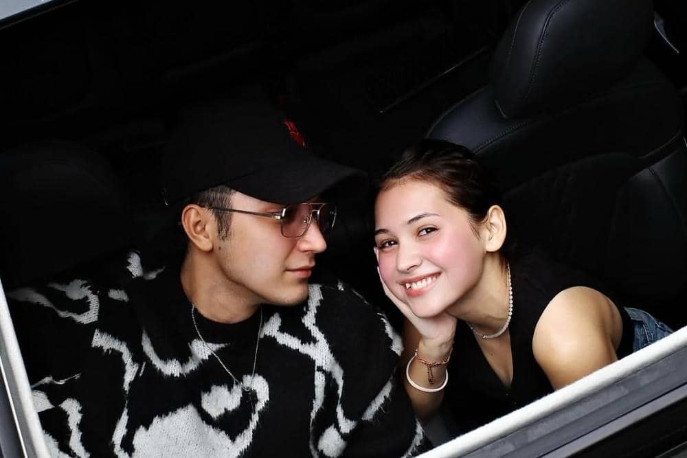 Sandrinna Michelle dan Junior Robert