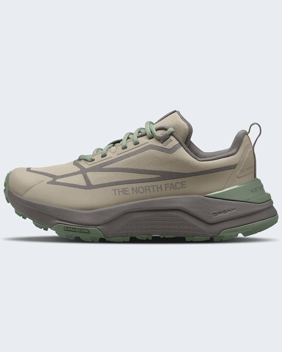 sepatu hiking perempuan waterproof