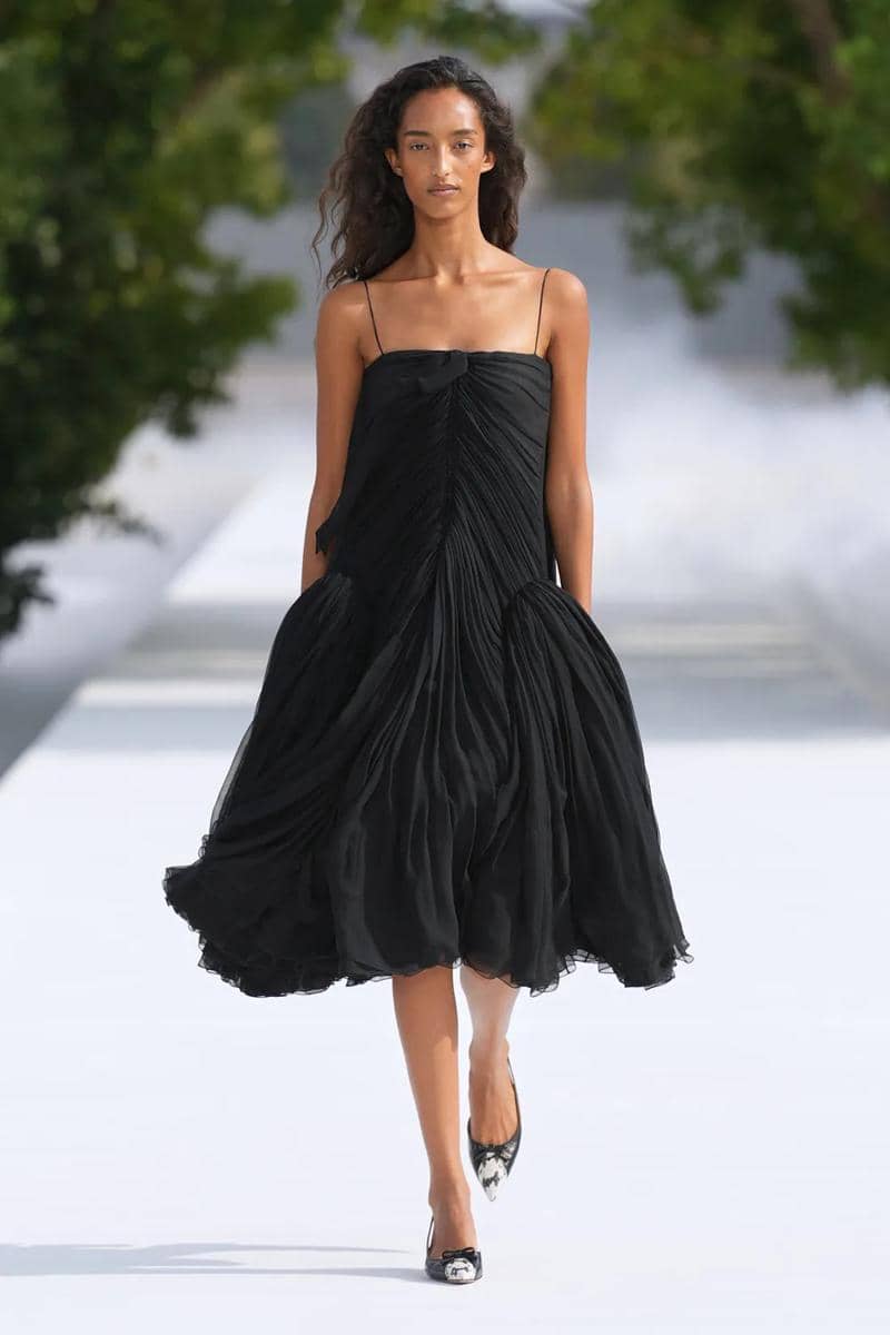 dior-spring-2027-8.jpg