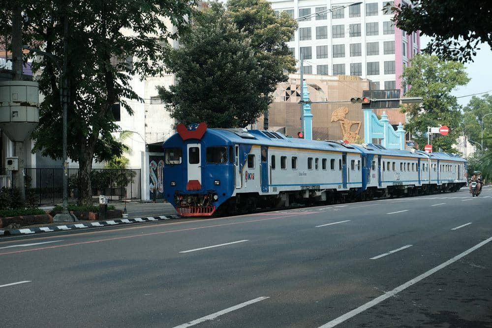 Tips Naik Kereta Perjalanan Jarak Jauh