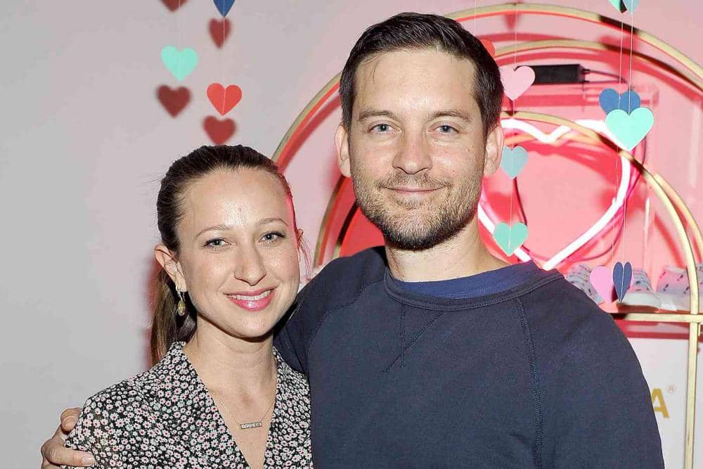 Kisah Cinta Tobey Maguire & Jennifer Meyer, Resmi Cerai Usai 10 Tahun Pisah
