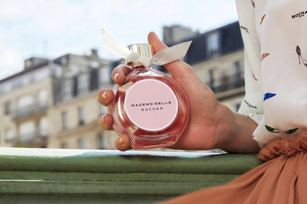 7 Parfum untuk Wanita Kantoran, dari HMNS hingga Kitschy