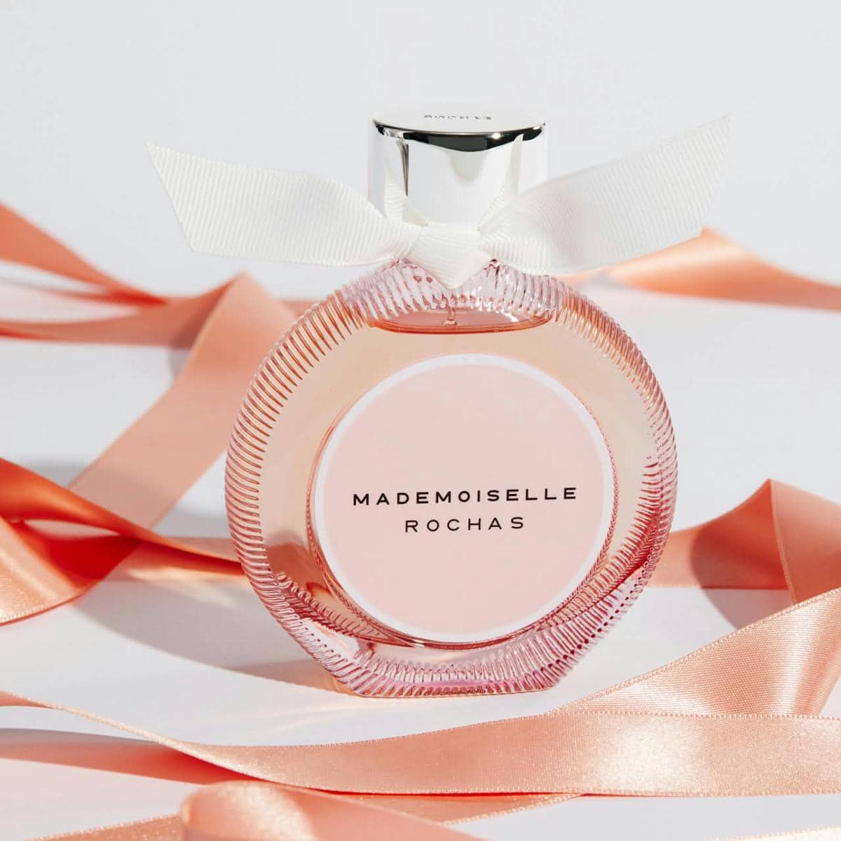 parfum untuk perempuan kantoran