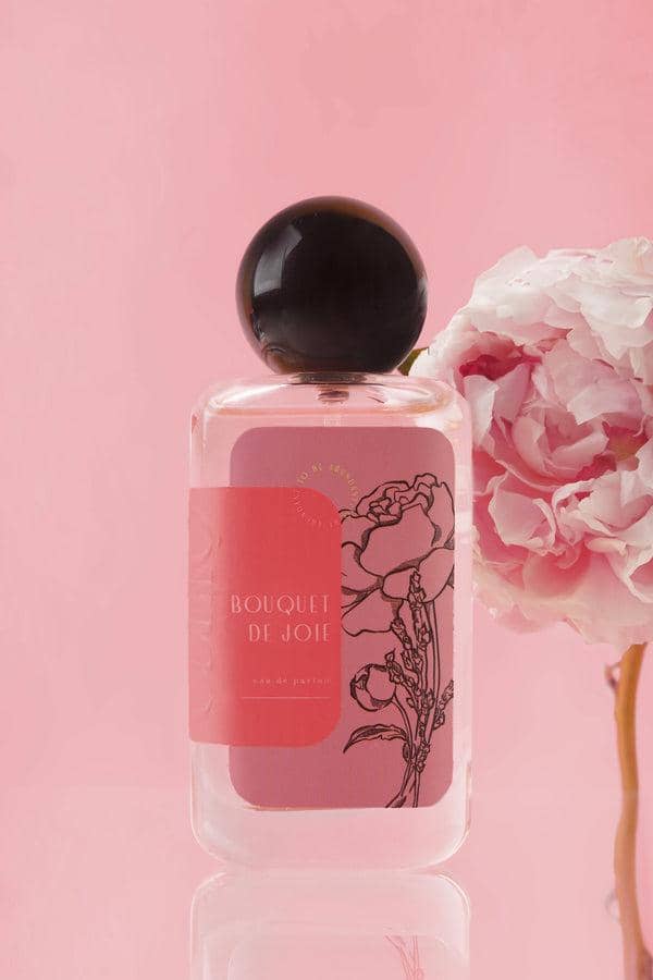 parfum untuk perempuan kantoran