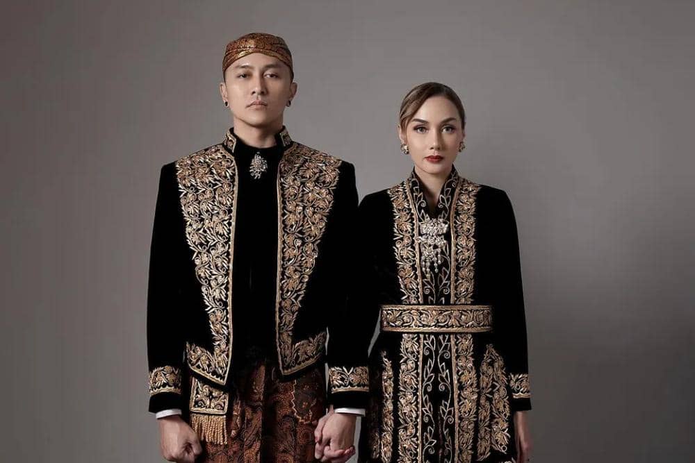Sara Wijayanto dan Demian