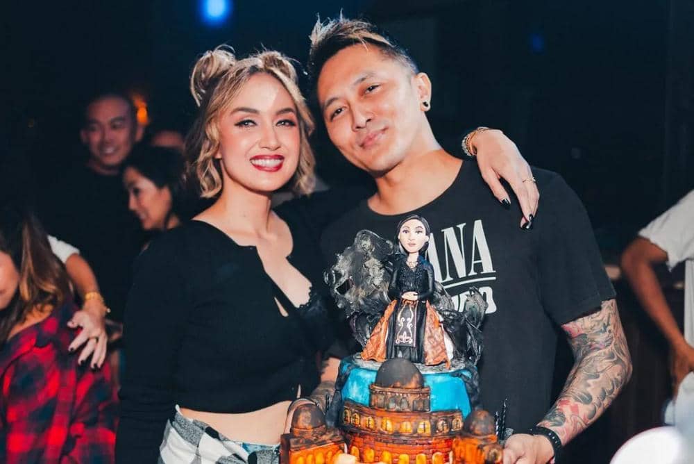 Sara Wijayanto dan Demian