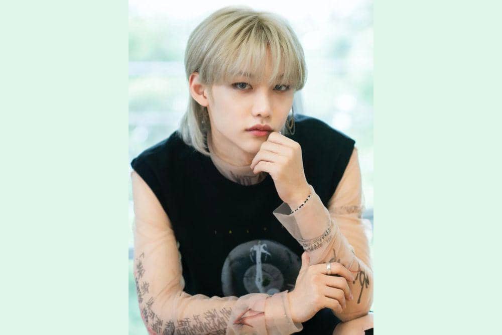 Idol Laki-Laki yang Pernah Tampil Chic dengan Rambut Mullet Panjang
