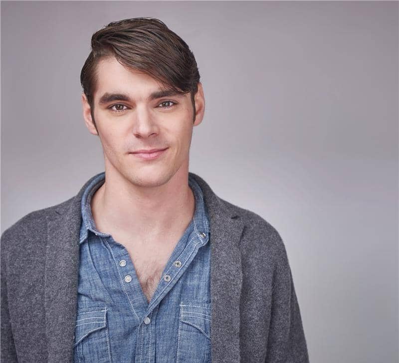 profil RJ Mitte