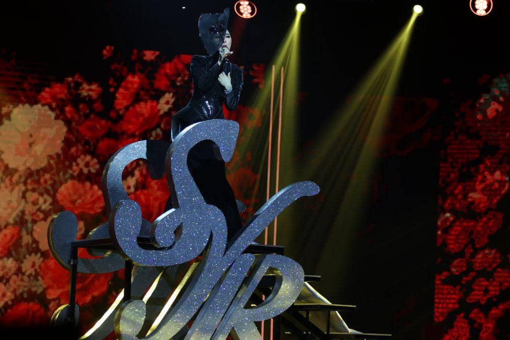 Profil Syahrini