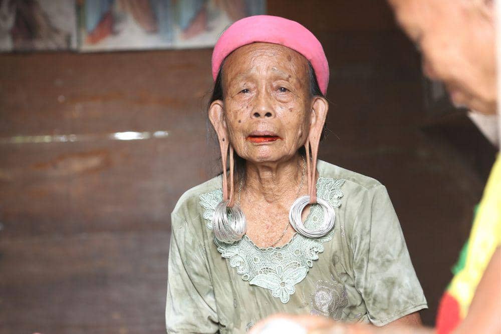 Tradisi Perempuan Indonesia