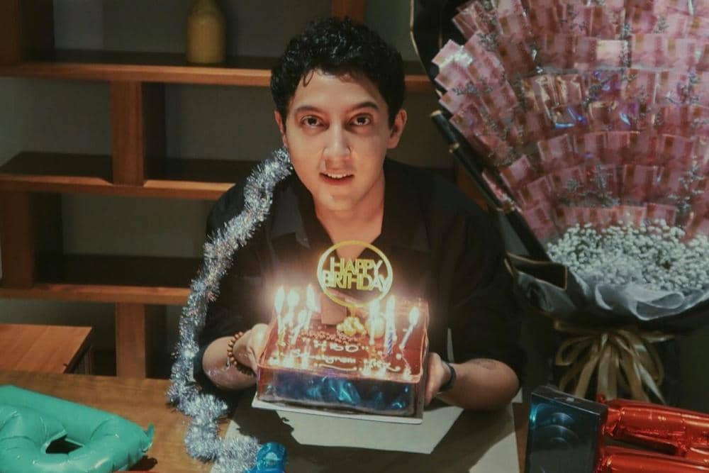 Perseteruan Aron Ashab dan Keluarga