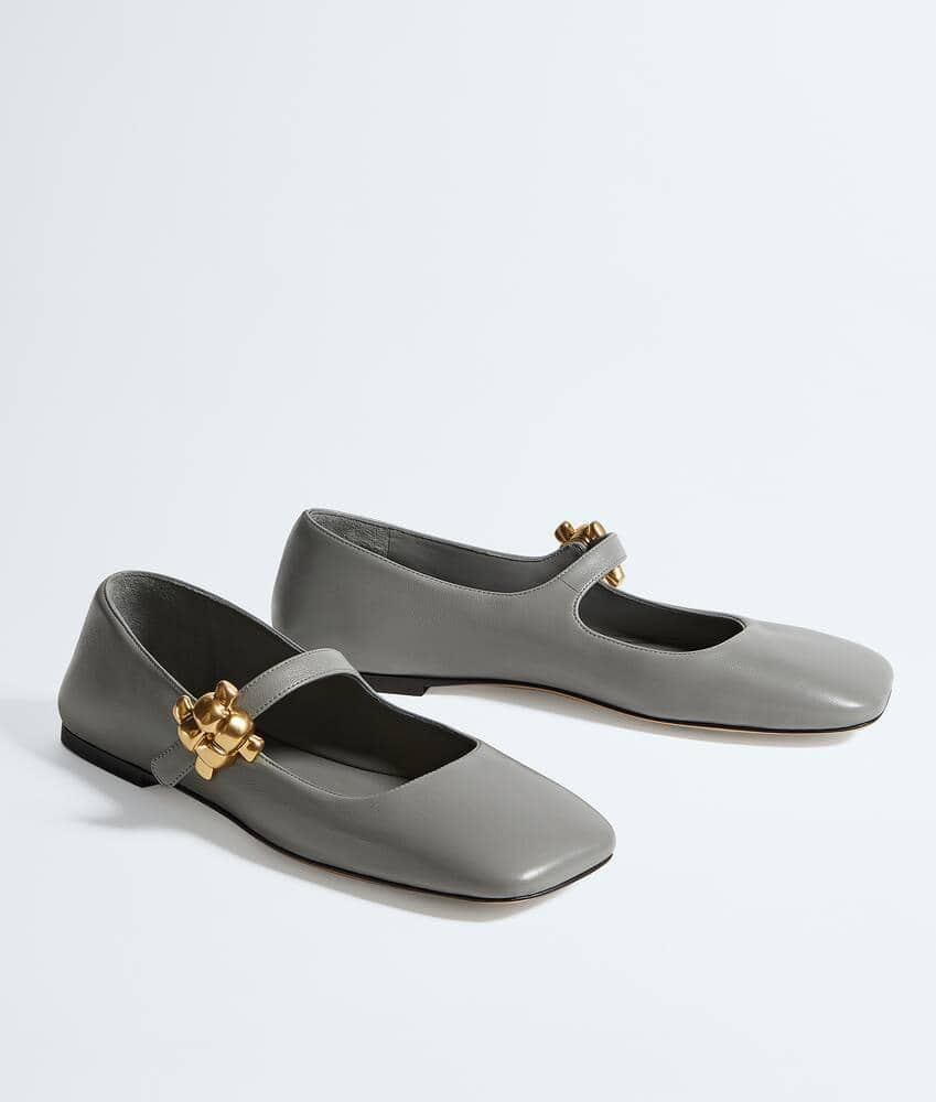 flat shoes wanita branded