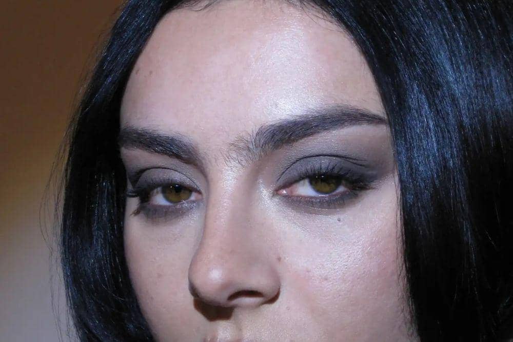 Tren Makeup Akhir Tahun 2026