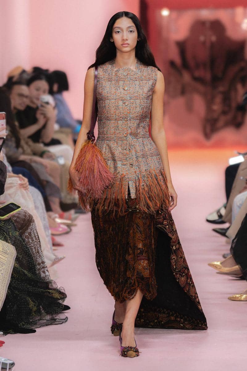 LOOK15.jpg