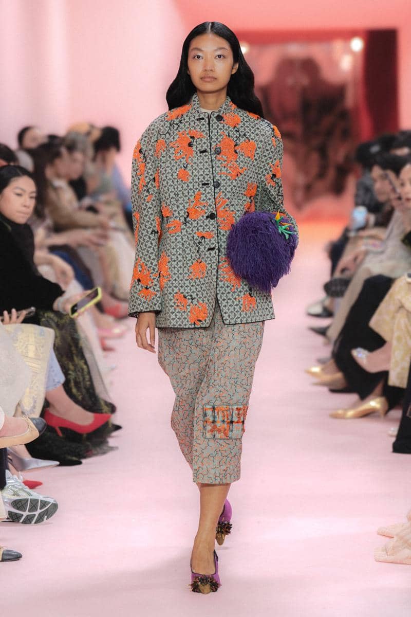 LOOK24.jpg