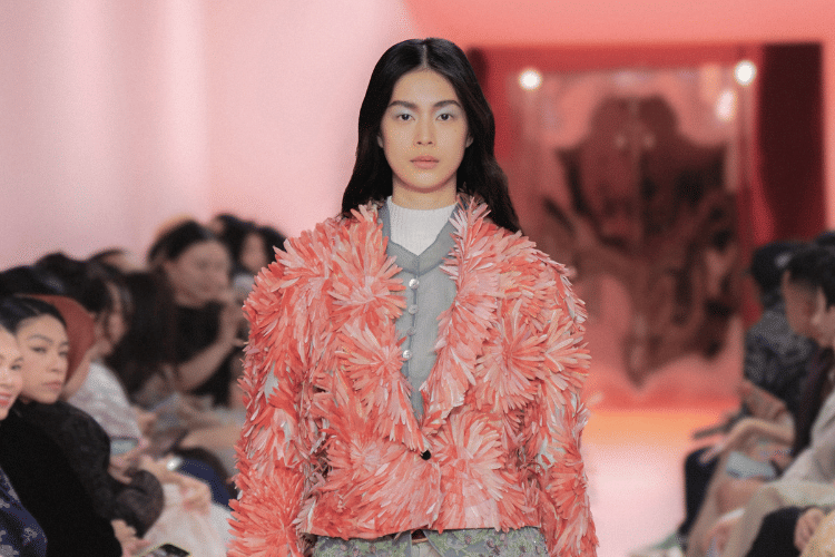 Dari Batik hingga Bio-Sequin, Eksperimen SAPTO DJOJOKARTIKO di SS27