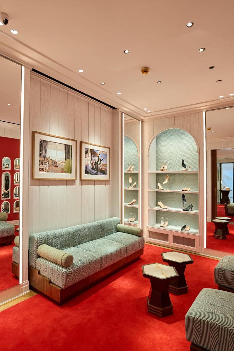 VIP ROOM 1.jpg