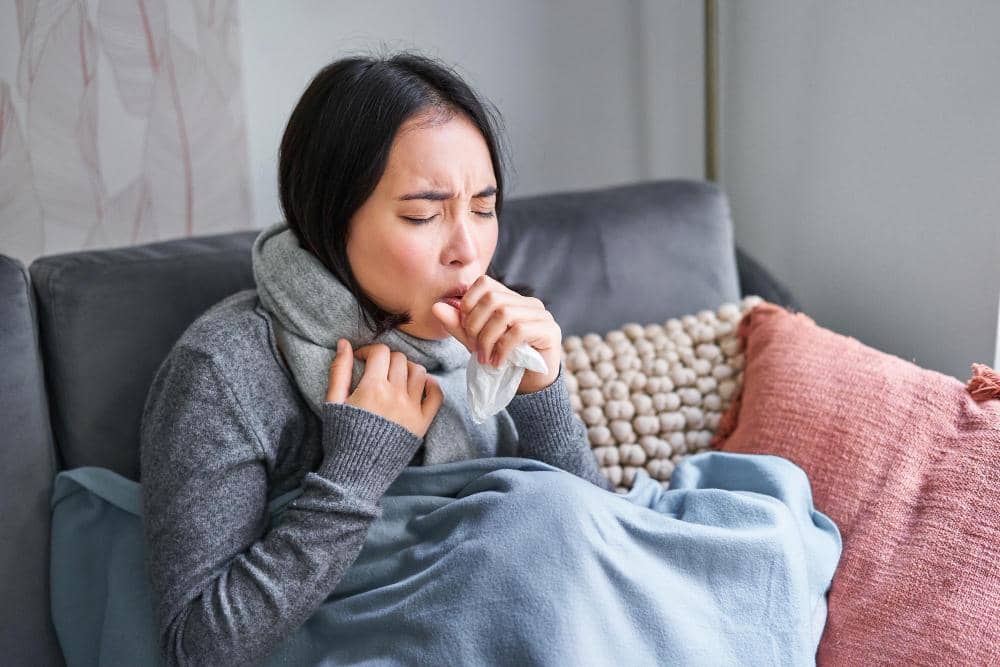 5 Cara Mengatasi Batuk Kering yang Bisa Dicoba di Rumah