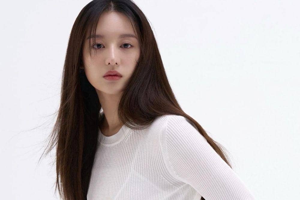 Profil Kim Ji Won